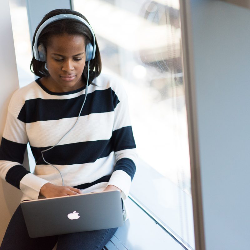 girl using laptop